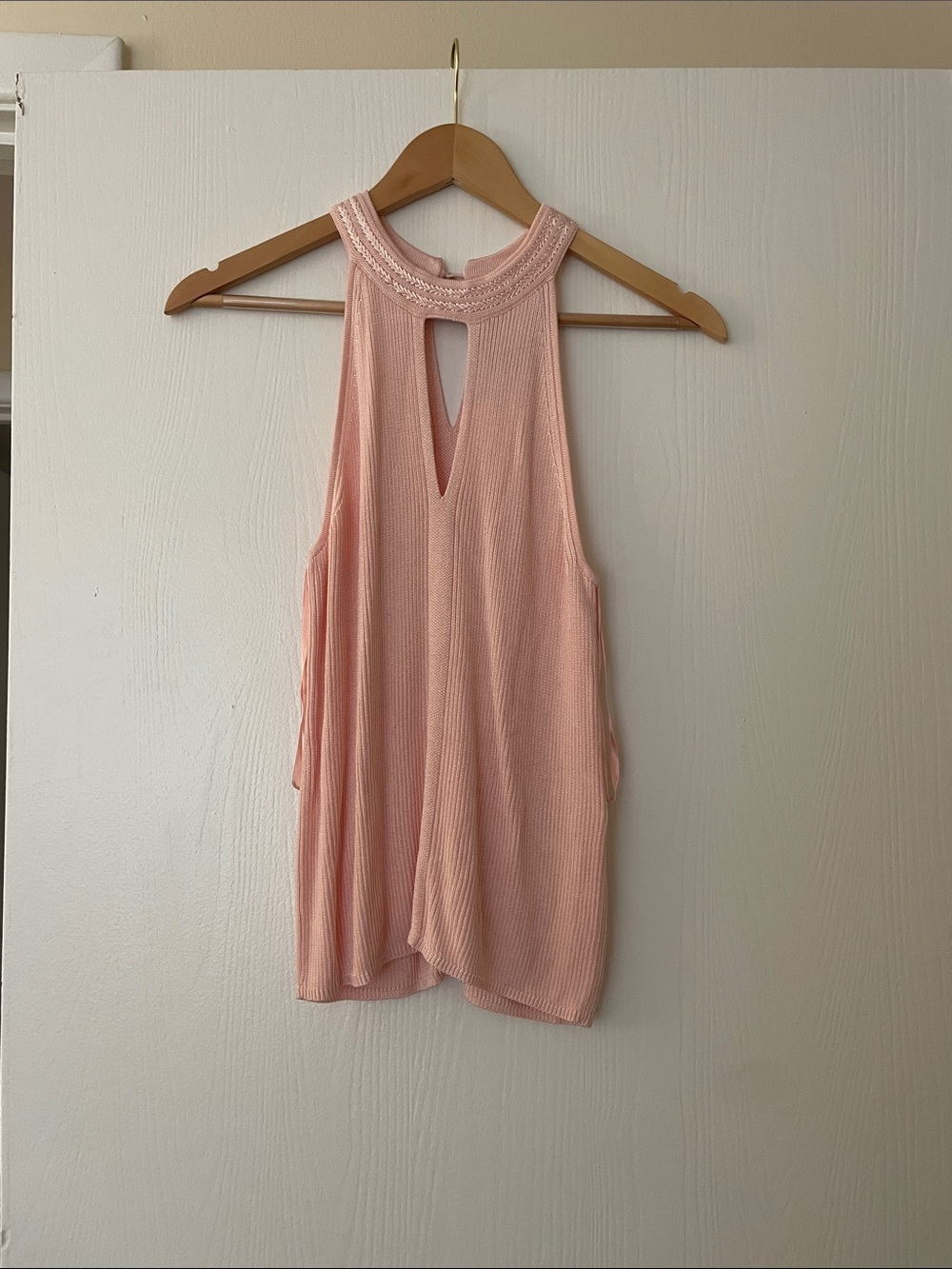 White House Black Market Blush Ribbed Halter Tank with Front Keyhole
